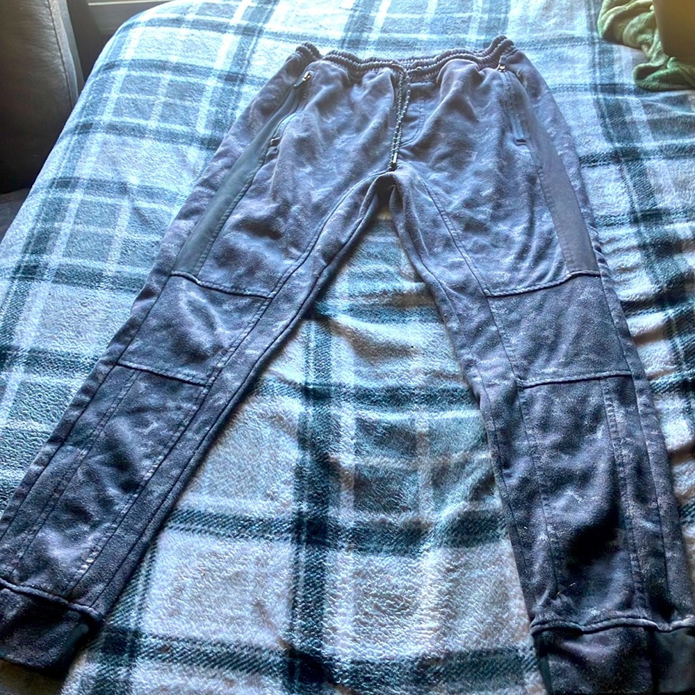 I’m selling a medium black and gray sweatpants